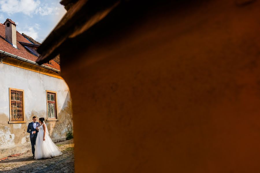 Fotografo di matrimoni Daniel Uta (danielu). Foto del 19 gennaio 2018