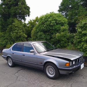 7シリーズ 740i