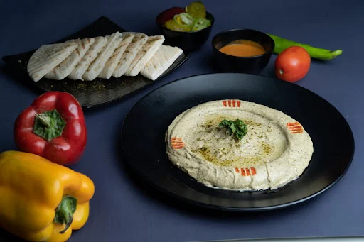 Zatar Hummus New Platter