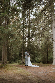 Fotografo di matrimoni Sorin And Patricia (sirbusorin). Foto del 2 aprile 2022