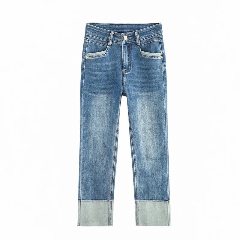 Jeans vintage adelgazantes para mujer con contraste de colores. Corte ajustado, diseño clásico y favorecedor. Consigue una silueta estilizada con estos vaqueros.