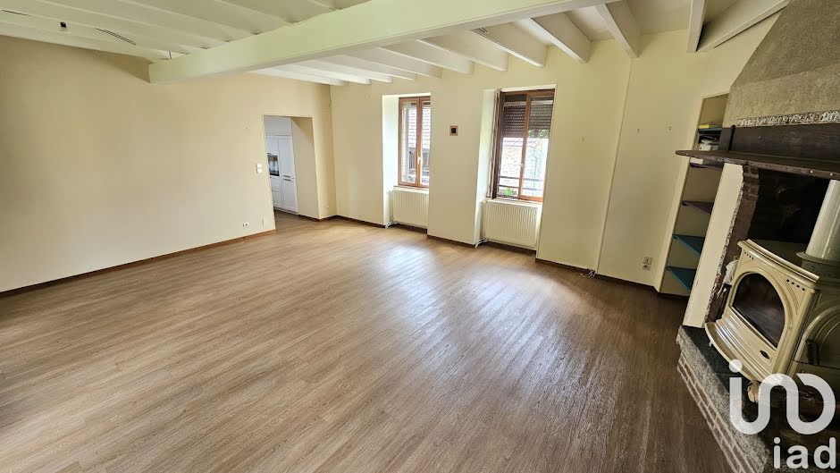 Vente maison 5 pièces 230 m² à Saint-Agnant-de-Versillat (23300), 257 000 €