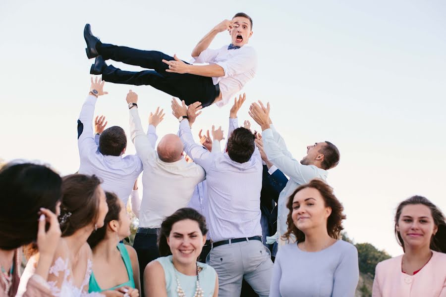 Fotografo di matrimoni Nastya Danilyuk (lisaikot1). Foto del 24 novembre 2016