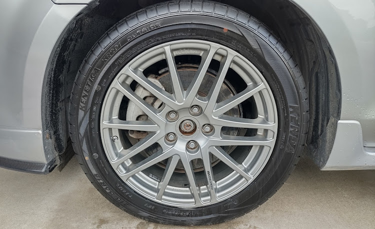 MPVのMAZDASPEED・KENDA・タイヤ、ホイール交換・純正オプションに関するカスタム事例の投稿画像2枚目
