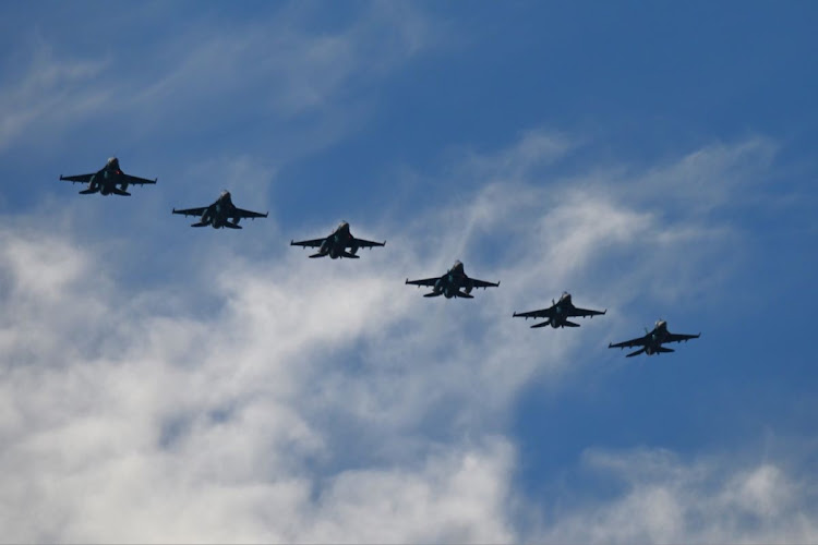 フェアレディZの航空祭・航空自衛隊・飛行機撮影・百里基地航空祭・夜景と愛車に関するカスタム事例の投稿画像5枚目