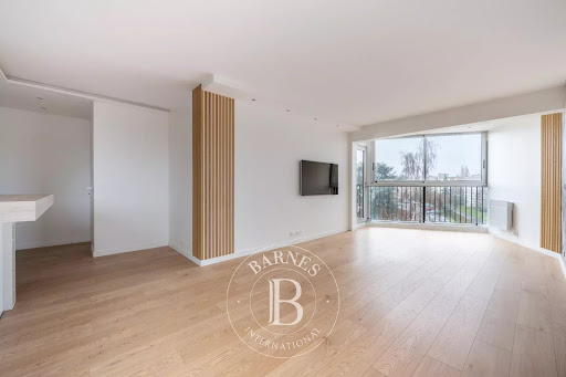 Apartment with pool 5