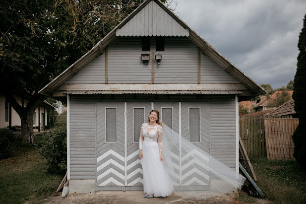 Fotografo di matrimoni Zsuzsi Forgács (forgacszsuzsi). Foto del 6 maggio 2022