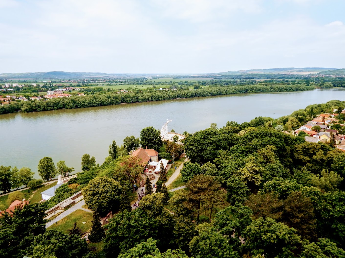 Esztergom - Szent István megkoronázása a vár északi rondelláján