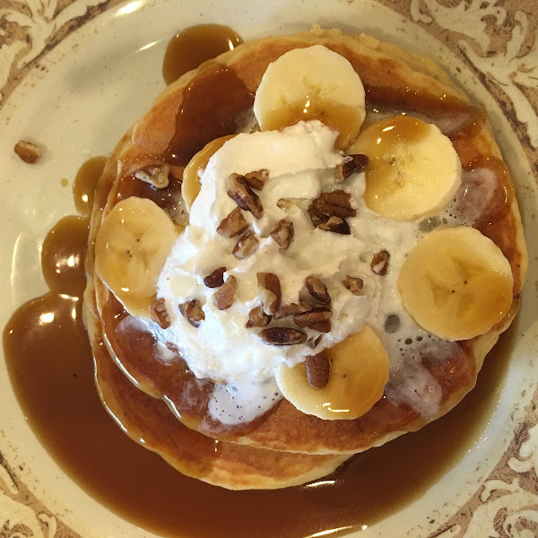 I had amazing bananas Foster pancakes along with scrambled eggs and their homemade sausage. What a gluten free treat!!