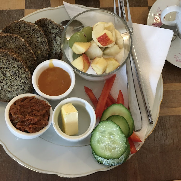 gluten free vegan breakfast plate "Enkerl"