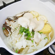 雙月食品社