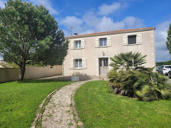 maison à Fontenay-le-Comte (85)