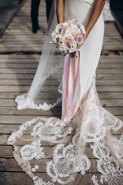 Wedding photographer Ekaterina Samokhvalova (samohvalovak). Photo of 21 April 2020