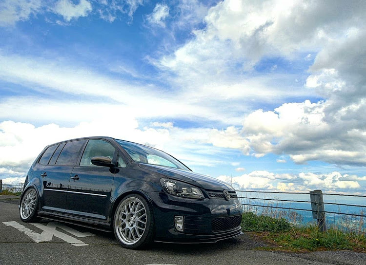 ゴルフトゥーランのVW・ゴルフ・新緑の季節・県内ドライブ・一眼初心者に関するカスタム事例の投稿画像1枚目