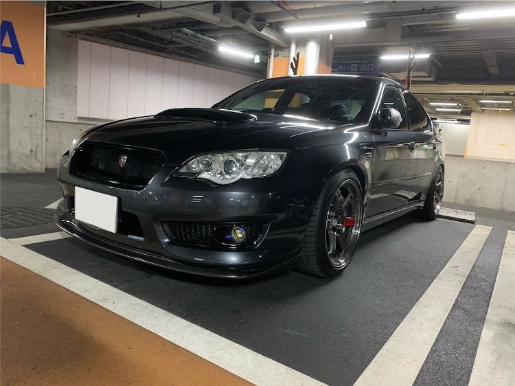 レガシィB4のトナカイ・パリピ・メリクリに関するカスタム事例の投稿画像1枚目