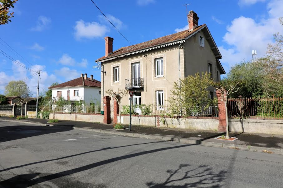 Vente maison 9 pièces 197 m² à Maubourguet (65700), 223 500 €