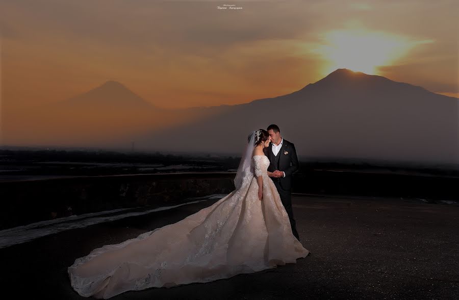 婚礼摄影师Tigran Sargsyan（tiksargsyan）。2021 12月31日的照片
