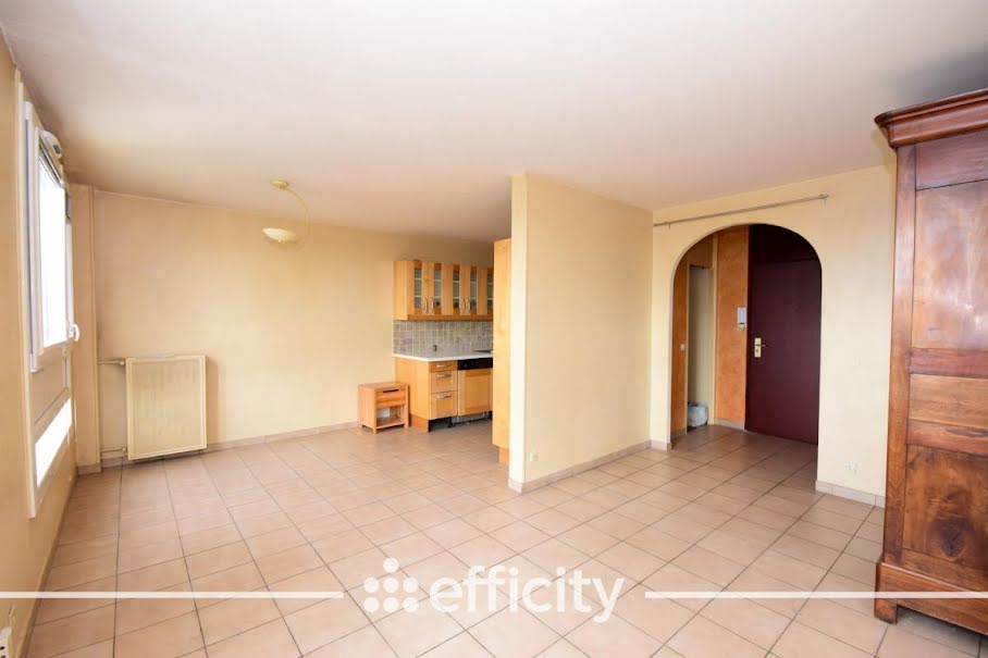 Vente appartement 3 pièces 74 m² à Lyon 8ème (69008), 179 900 €