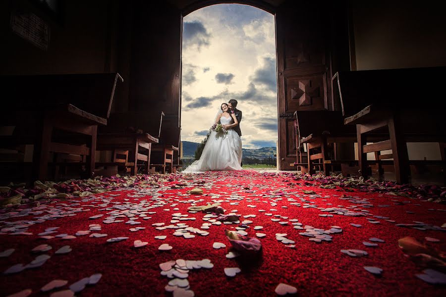 Wedding photographer Christian Cardona (christiancardona). Photo of 12 August 2015