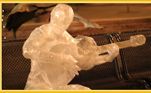 8 Amazing Scotch Tape Sculptures [PHOTOS]