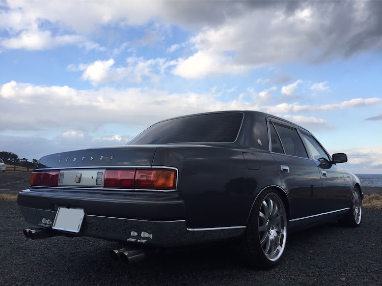 センチュリーのたかぼさんが投稿したカスタム事例の投稿画像1枚目