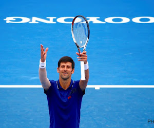 He's back! Populaire Novak Djokovic viert na 6 maanden zijn rentree en imponeert meteen