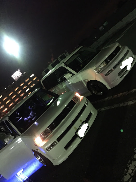 bBの車高調整・ヘッドライト交換・DIYに関するカスタム事例の投稿画像2枚目