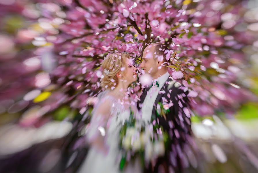 Fotografo di matrimoni Maks Khomchenko (maxxhouse). Foto del 2 maggio 2020