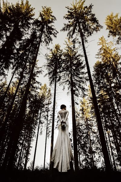 Fotografo di matrimoni Paweł Kowalewski (kowalewski). Foto del 15 ottobre 2018