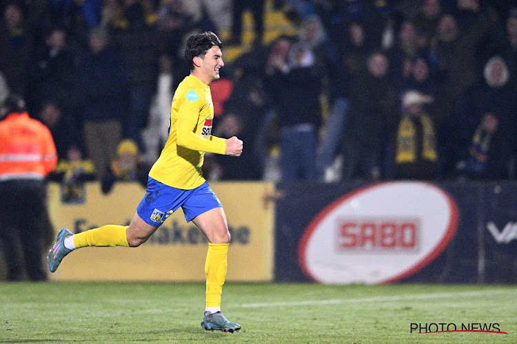 Thomas Van Den Keybus maakte een wereldgoal voor Westerlo: "Eens dat je die ziet vertrekken dan weet je dat die binnen gaat"