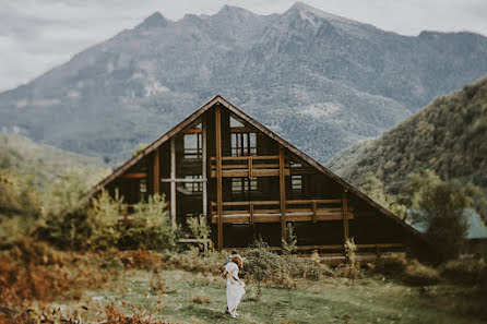 Fotograful de nuntă Alena Litvinova (litvinovasochi). Fotografia din 2 noiembrie 2019