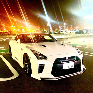 NISSAN GT-R R35