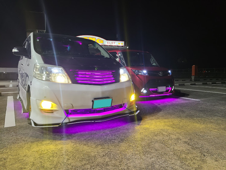 アルファードの立駐・目指せPickUpCars・ピックアップ一度でも載ってみたい・エロフェイスグランプリに関するカスタム事例の投稿画像2枚目