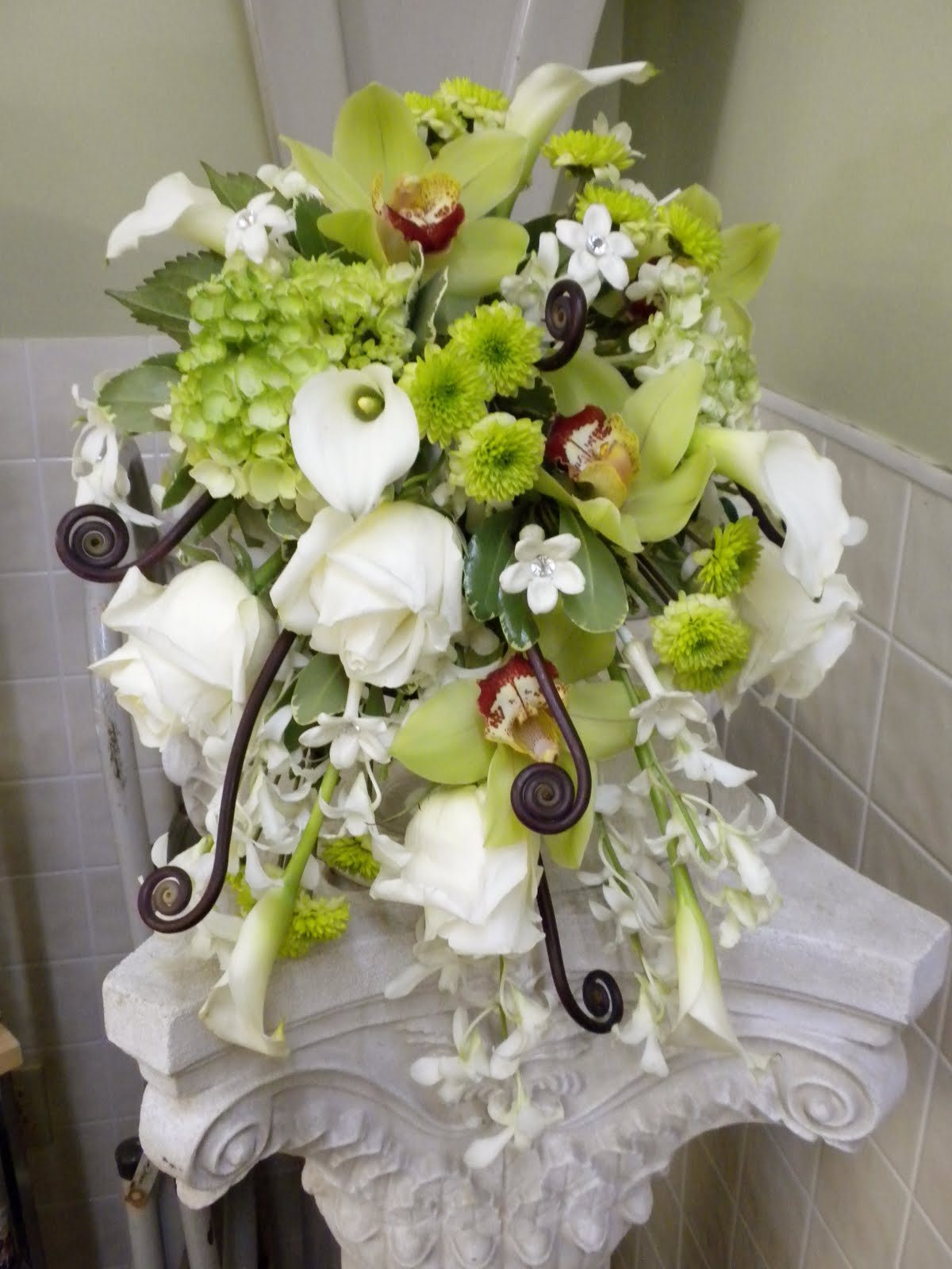 bridal cascade bouquets