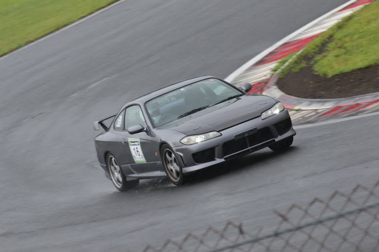 シルビアの走行会・サーキット走行・富士スピードウェイに関するカスタム事例の投稿画像2枚目