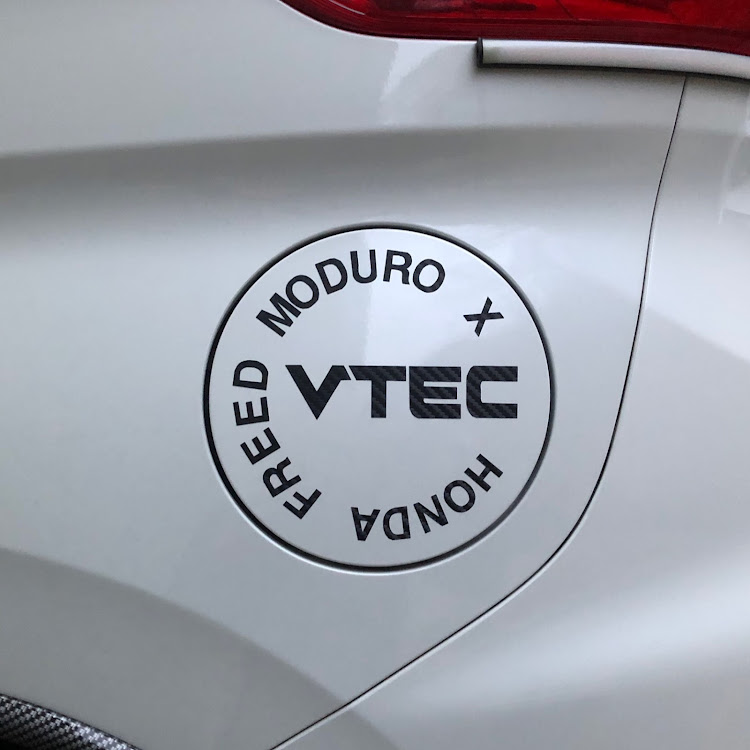フリードのCROSSBONE FREED X1・EURO-R仕様・横ヨコ祭りに関するカスタム事例の投稿画像5枚目