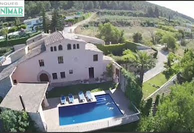 Villa with pool 5