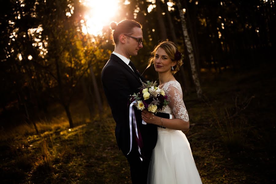 Photographe de mariage Verena Stolzenburg (pixxelballerina). Photo du 5 avril 2019