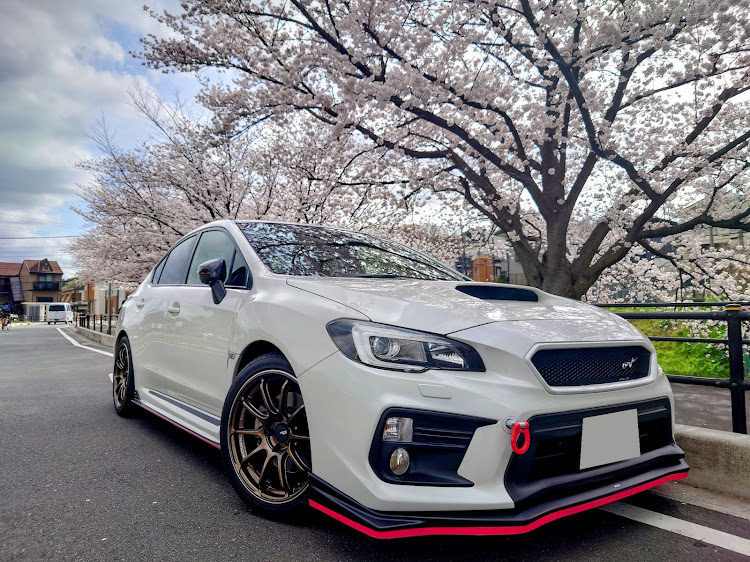 WRX S4のイエローハット・コラボありがとうございました・桜とコラボに関するカスタム事例の投稿画像3枚目