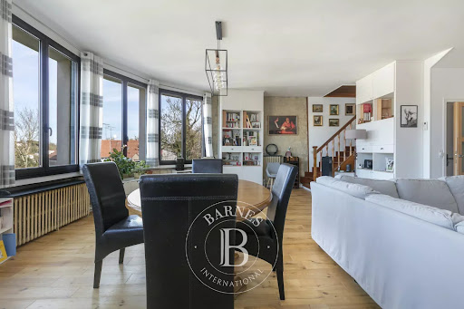 Maison contemporaine avec jardin 3