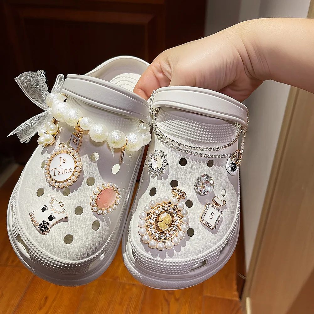 Title 4, Accessoires de boucle de chaussures à trous ave...