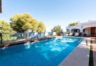 Property with pool 10