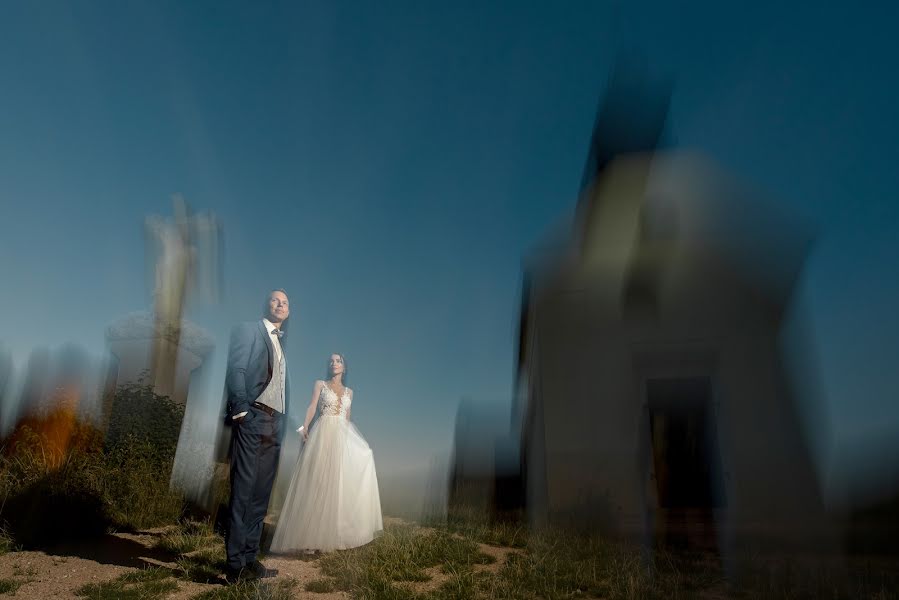 Fotógrafo de casamento Bence Pányoki (panyokibence). Foto de 27 de novembro 2023