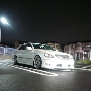 クラウンマジェスタ UZS186