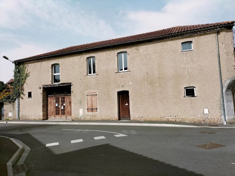 Vente maison 3 pièces 146 m² à Vic-en-Bigorre (65500), 97 200 €