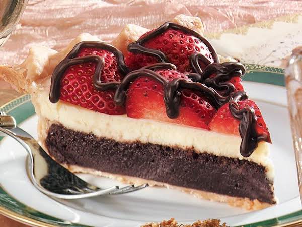 Strawberry Fudge Pie_image