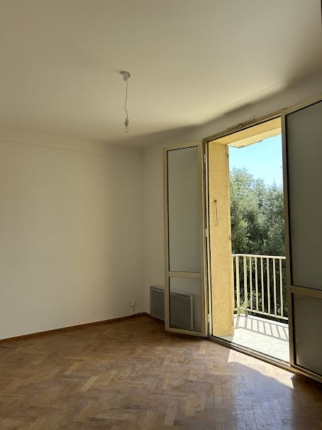 Location  appartement 3 pièces 91.85 m² à Corte (20250), 885 €