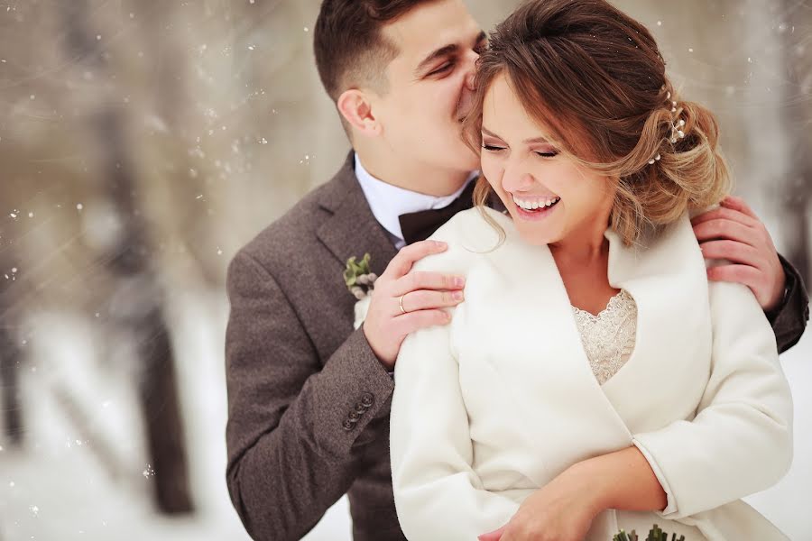 Fotógrafo de bodas Kseniya Tkachenko (fotovnsk). Foto del 16 de marzo 2017