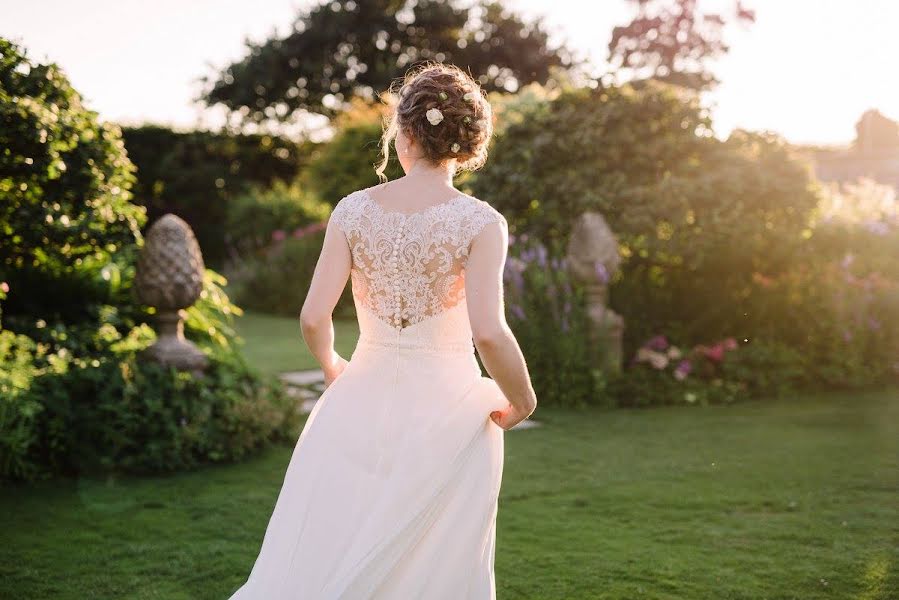 Fotógrafo de bodas Veronika Banyai (whitechalet). Foto del 1 de julio 2019