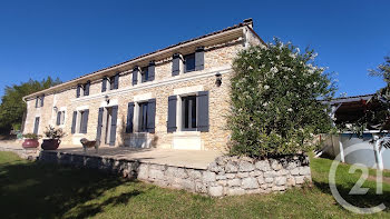 maison à Bussac-sur-Charente (17)